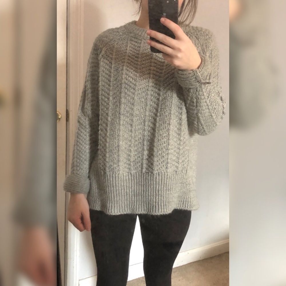 Grey sweater